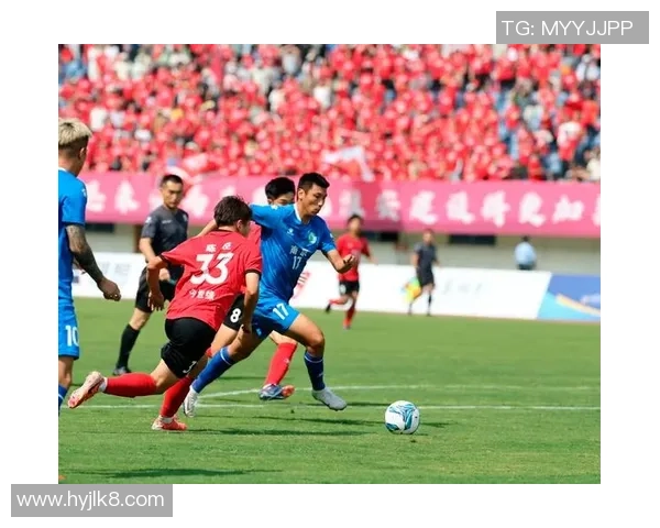 足球追风之子勇闯绿茵场谱写青春梦想与拼搏传奇